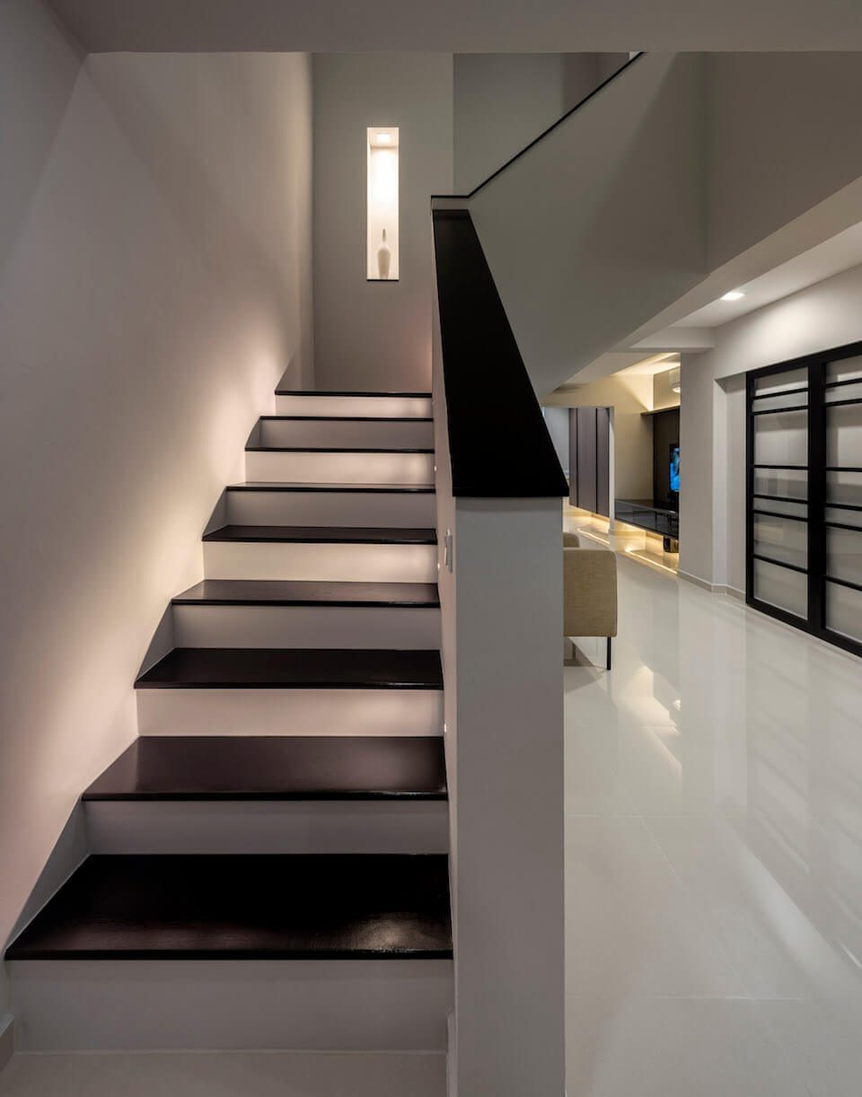 residential interior design singapore bukit batok staircase e1502780369297
