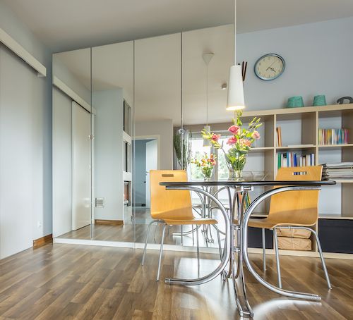 5 Fresh Ideas For An Impressive HDB Entryway mirror cladding