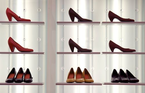 How Good Retail Interior Designs Can Trigger Your Inner Shopaholic Hanging Units
