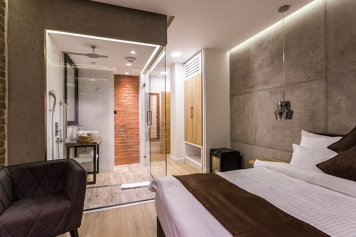 Top Ten Covetable Bathroom Trends This Year Less Walls