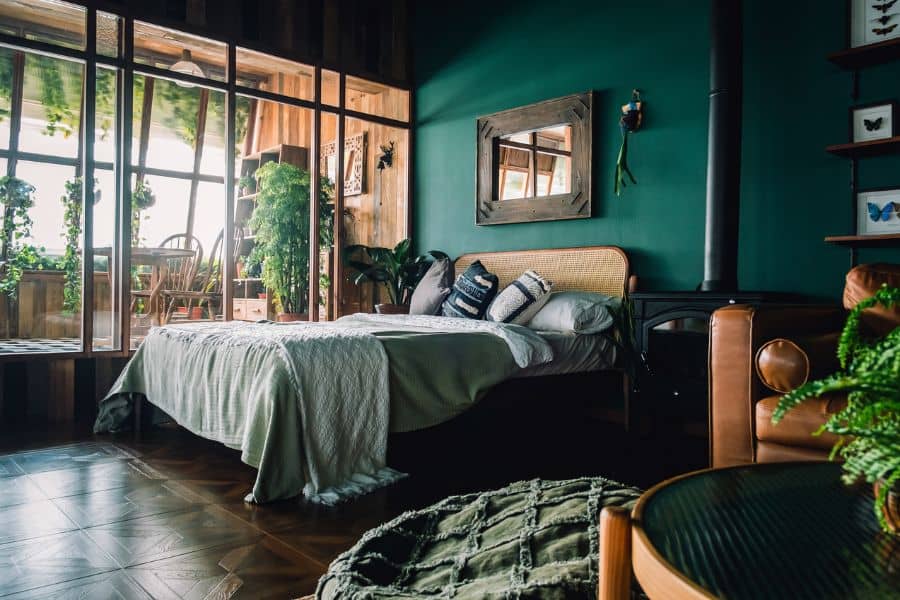 Cluttercore – The Interior Design Trending on Social Media