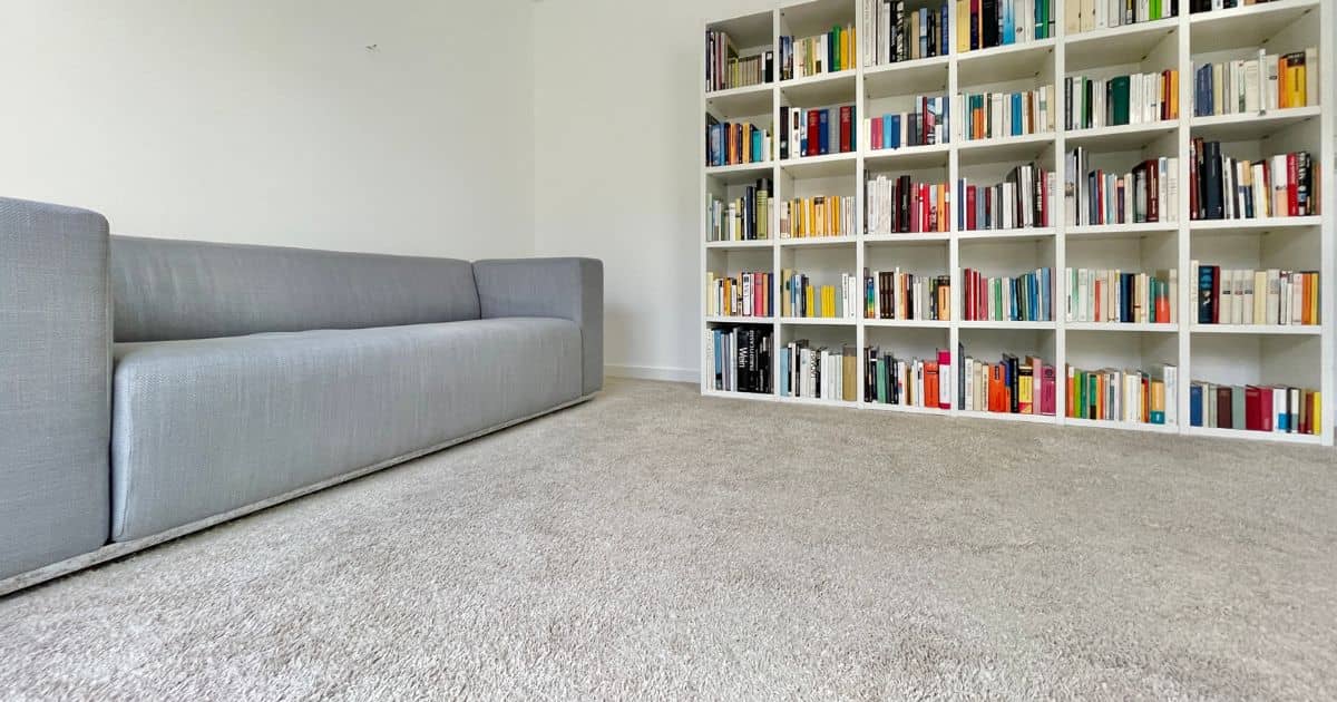 Pulling Off Wall-to-Wall Carpeting in Your Home